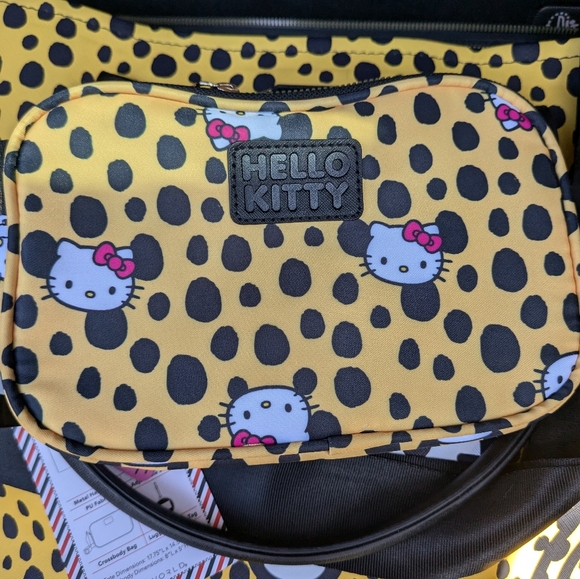 Hello kitty luggage tote purse - Picture 3 of 8
